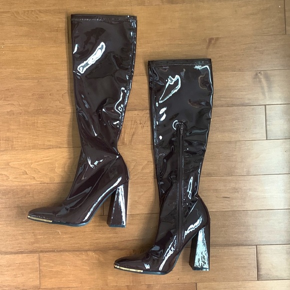 Public Desire Caryn Chocolate PU Heeled knee high boots - Picture 2 of 3